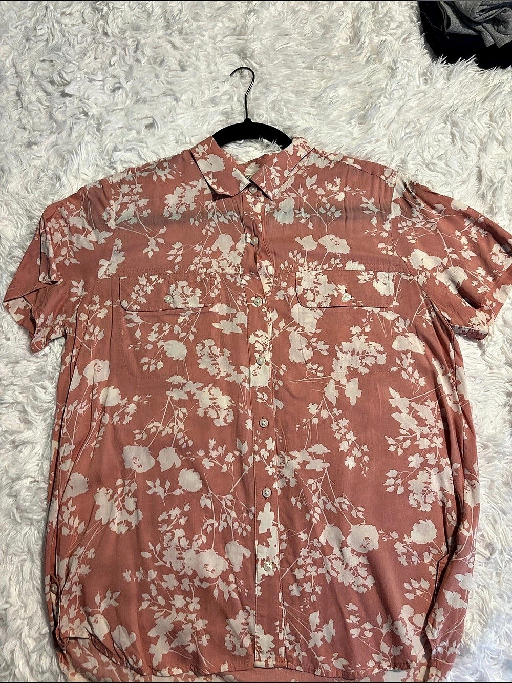 Lucky Brand Floral Button Down Shirt in Pink & White Like New